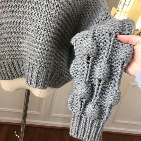 Elan Chunky Knit Cropped Vneck Sweater Grey S - Picture 2 of 9